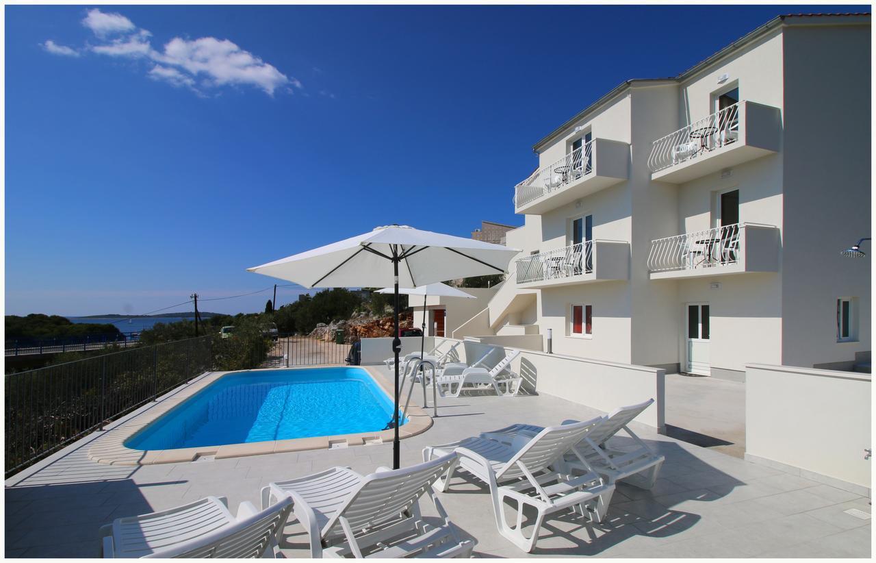 Apartments Huljev Primošten Exteriör bild