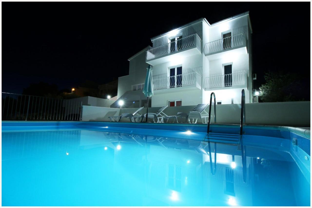 Apartments Huljev Primošten Exteriör bild
